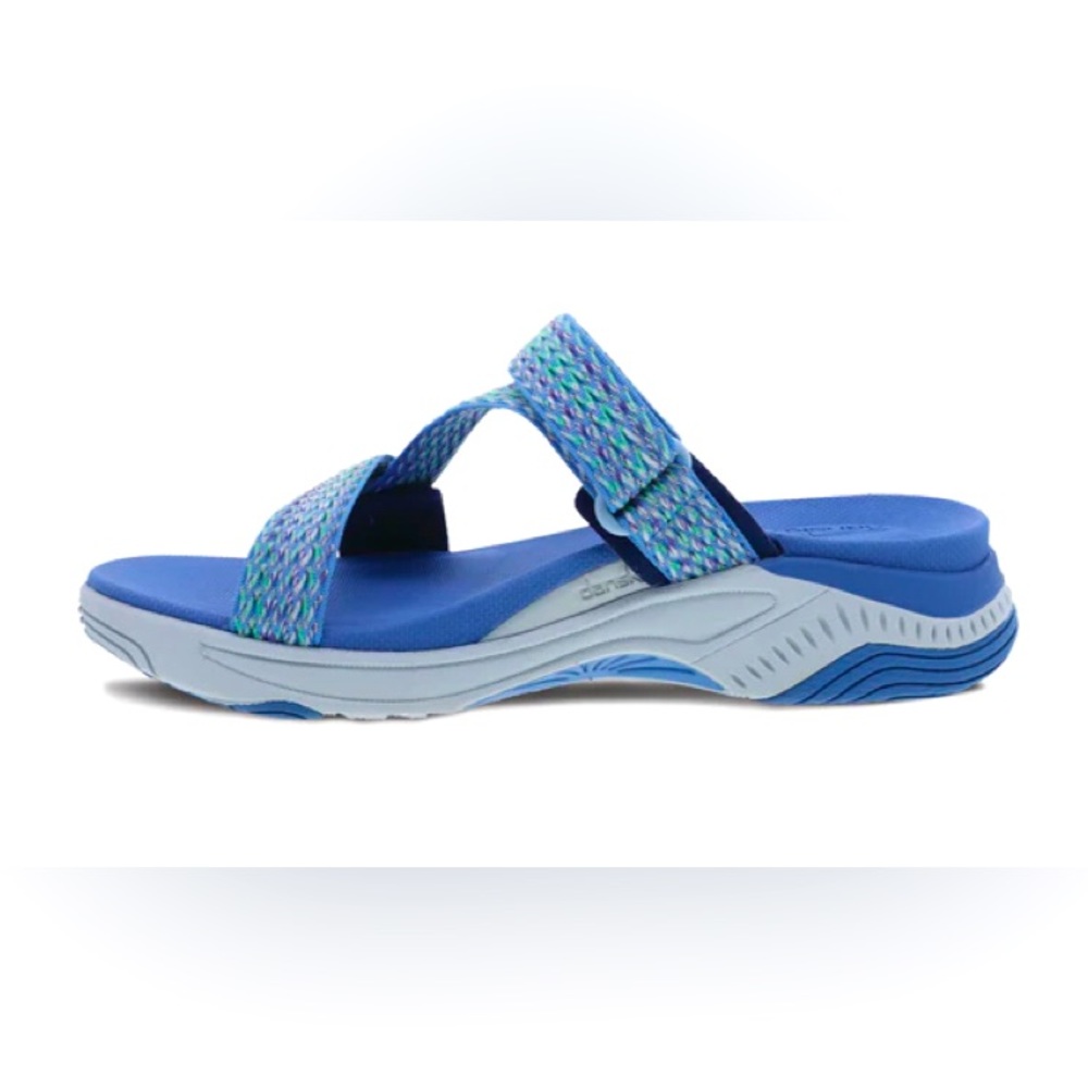 NWOB Dansko Rosette strappy sport sandals